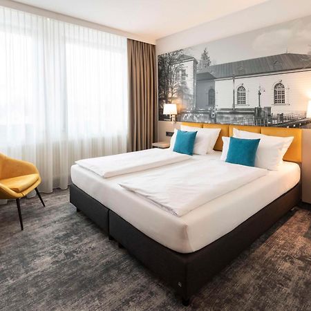 Best Western Hotel Am Europaplatz Königsbrunn Esterno foto