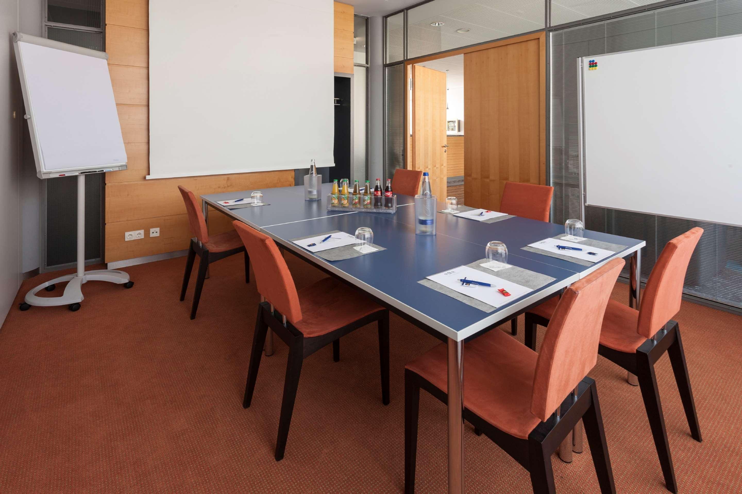 Best Western Hotel Am Europaplatz Königsbrunn Esterno foto