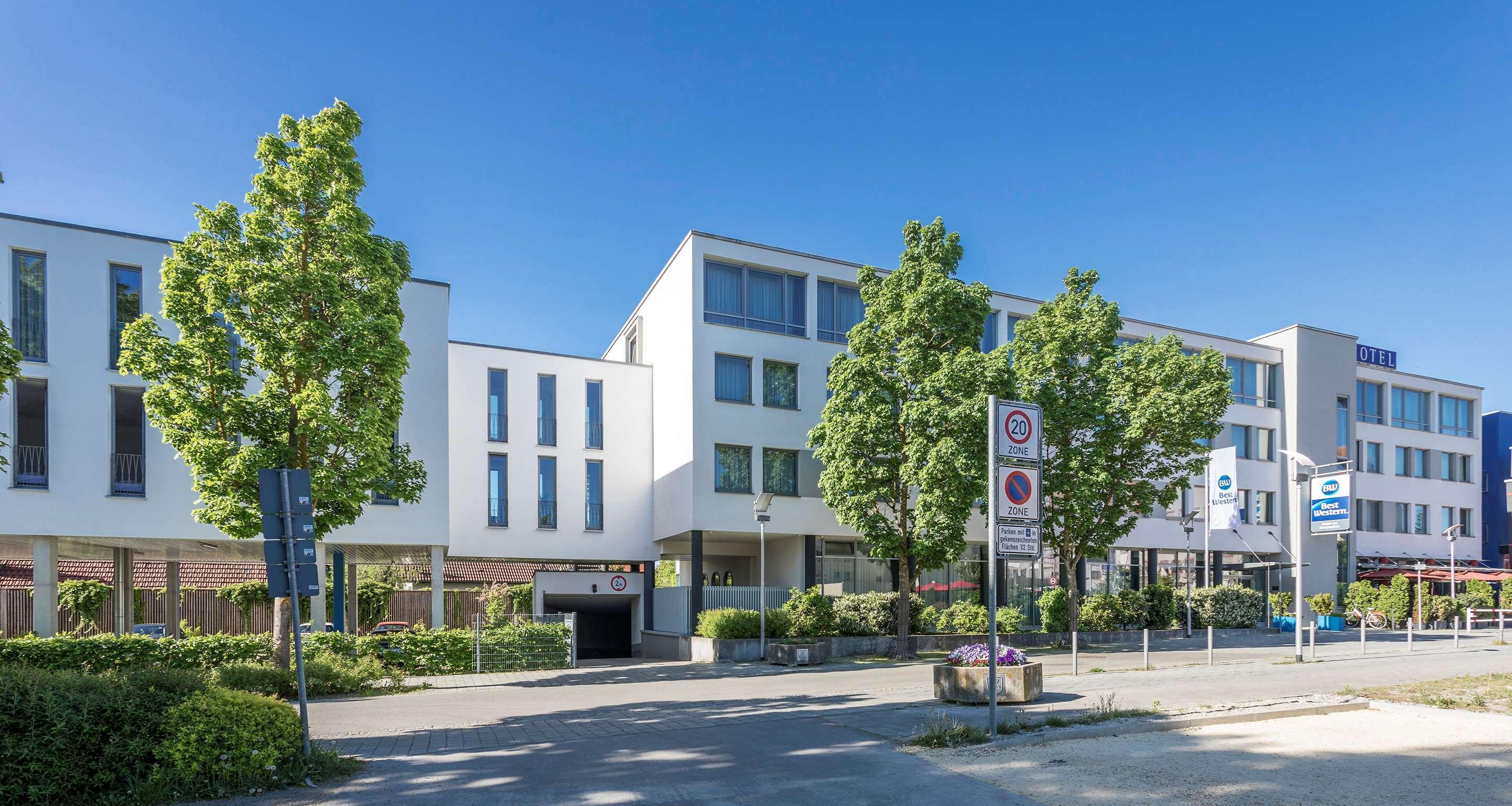 Best Western Hotel Am Europaplatz Königsbrunn Esterno foto