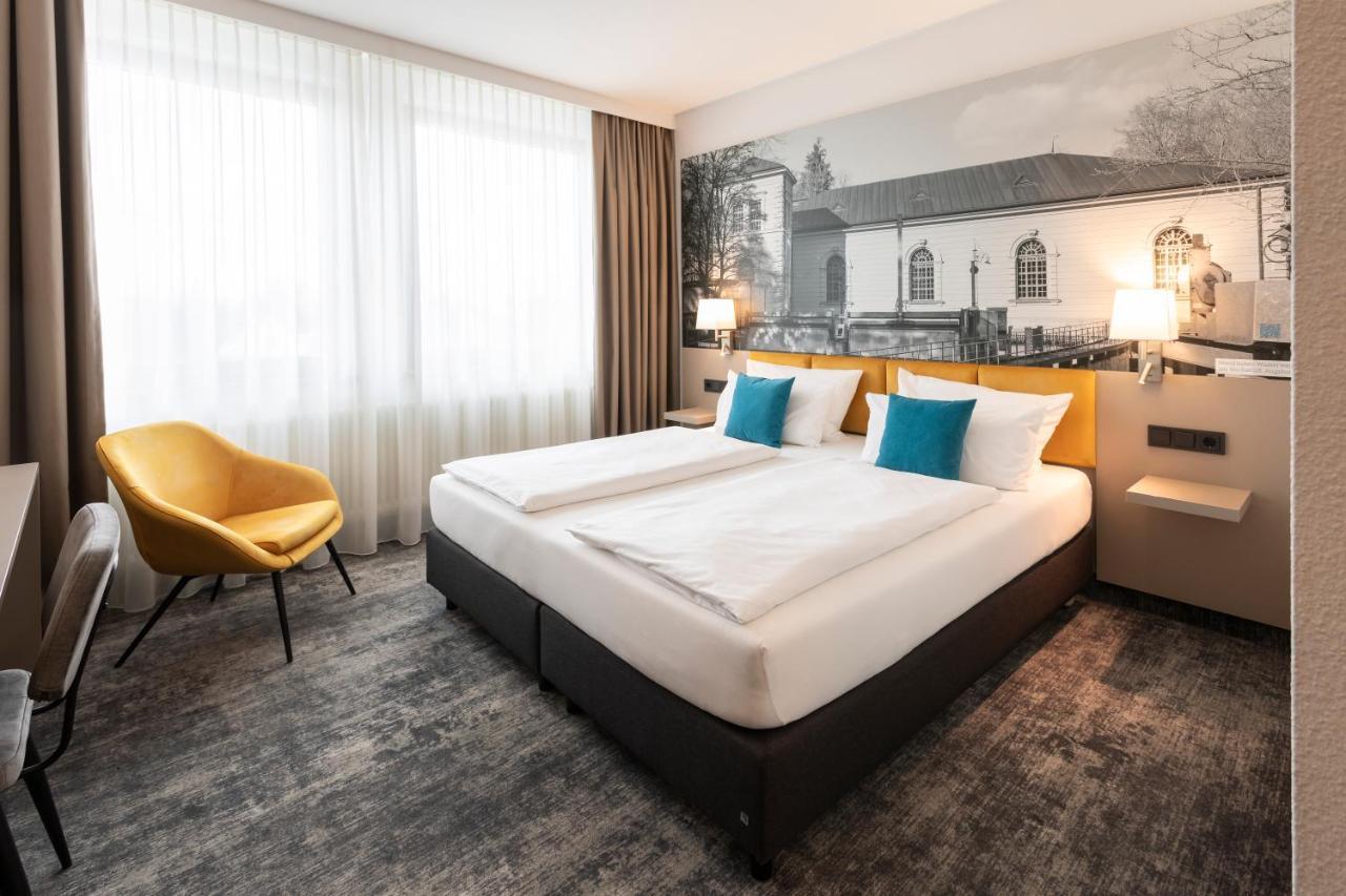 Best Western Hotel Am Europaplatz Königsbrunn Esterno foto