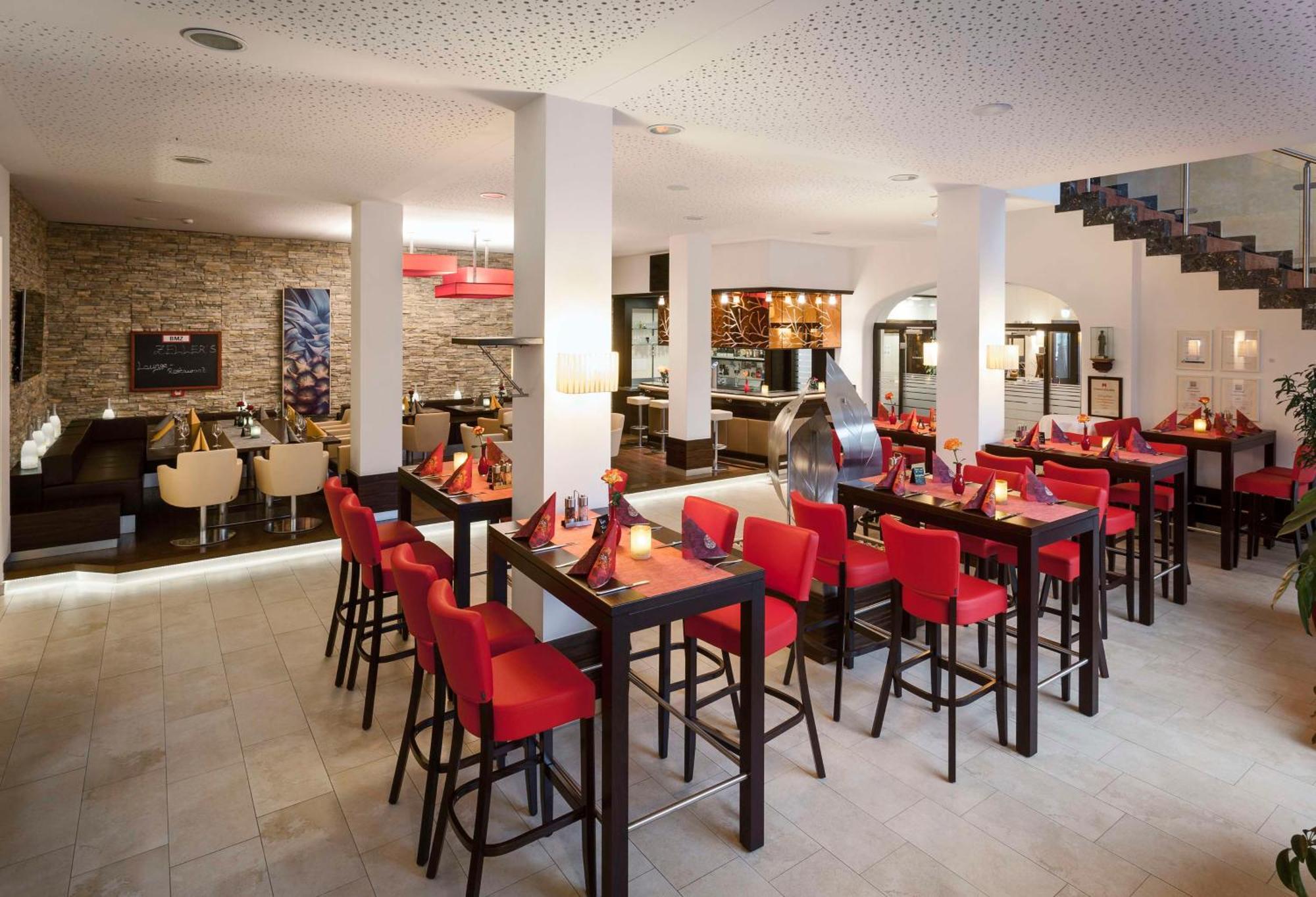 Best Western Hotel Am Europaplatz Königsbrunn Esterno foto