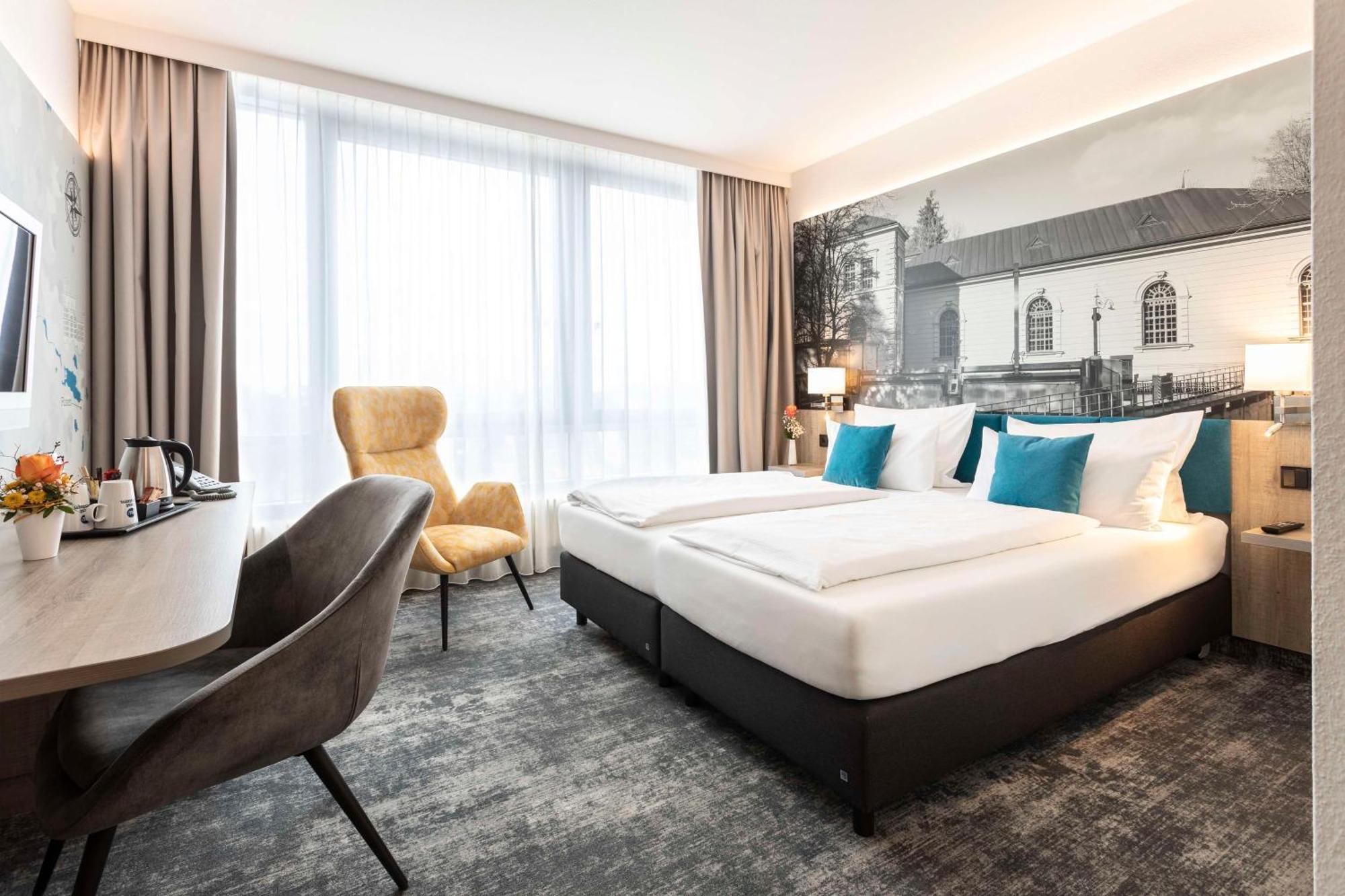 Best Western Hotel Am Europaplatz Königsbrunn Esterno foto